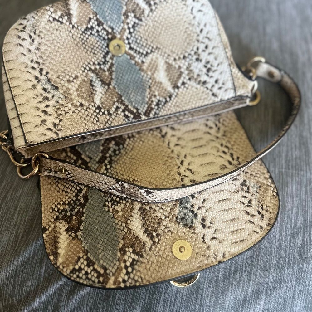 Justfab Python Print Shoulder Bag Size Small-EUC - Picture 4 of 8